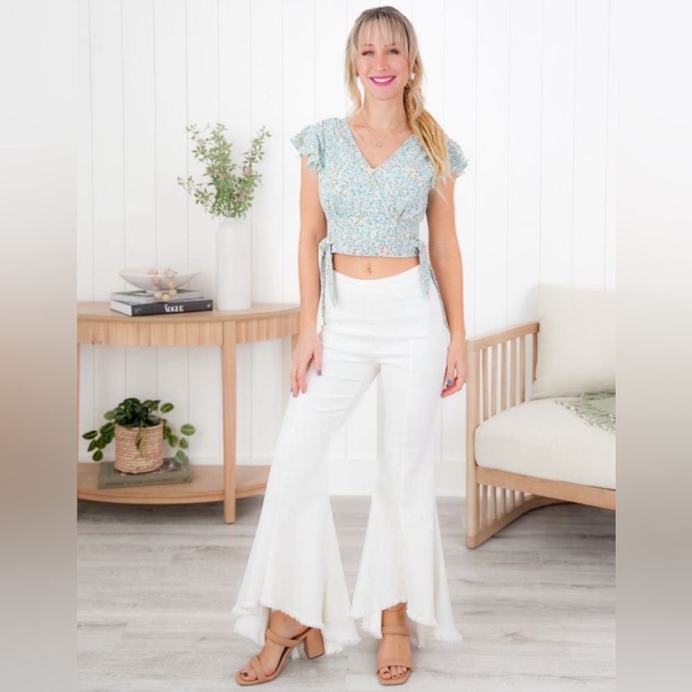 NWT white jeans